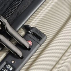 Delsey Paris Valise Cabine Rigide Shadow 5.0 Slim 55 Cm Beige 14 Delsey Paris Valise Cabine Rigide Shadow 5.0 Slim 55 Cm Beige -Delsey valise cabine rigide shadow 50 slim 55 cm beige 4